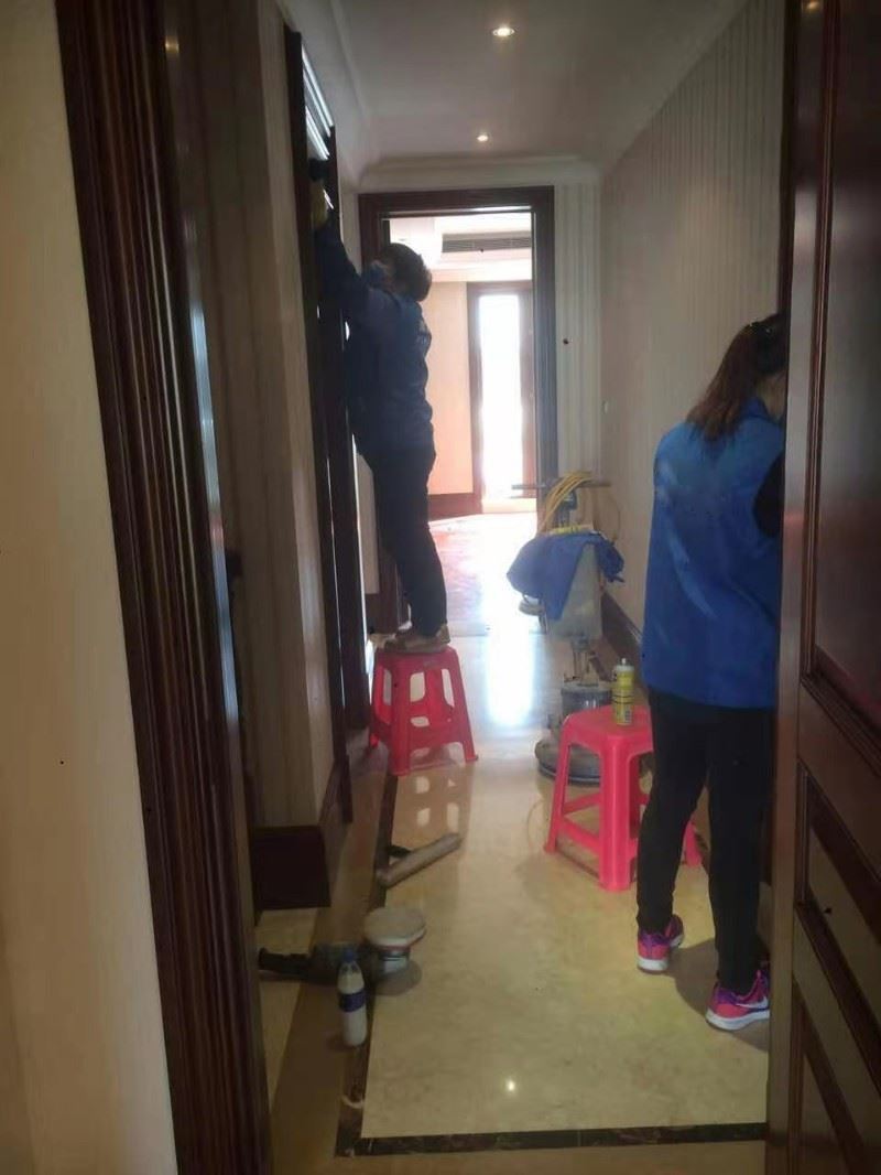 开荒保洁:新居室内开荒保洁、旧居开荒保洁、别墅开荒保洁、开荒保洁、装潢后开荒保洁,家庭日常保洁:家庭